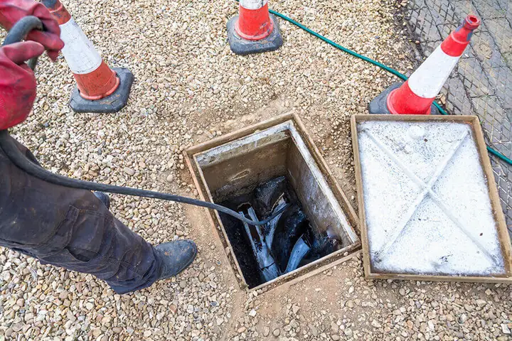 Any Drains engineer carrying out a CCTV drainage survey